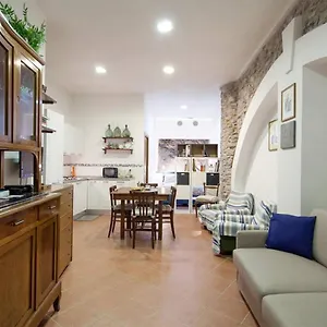 La Cantina Di Lorenza Vernazza