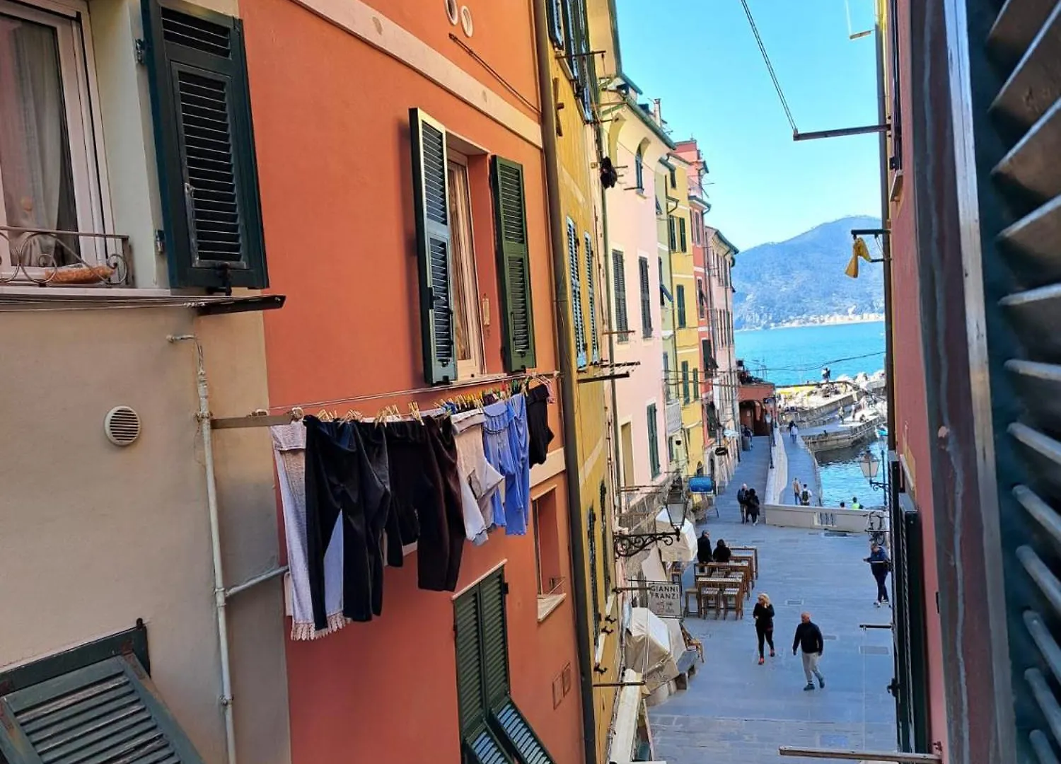 Luisa Rooms - Apartment In The Heart Of Vernazza Italy